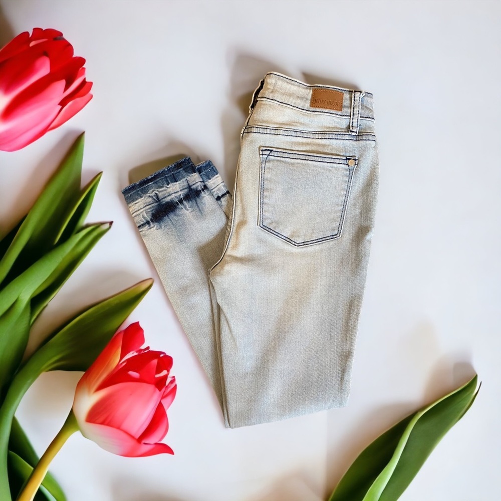 JUDY BLUE JEANS